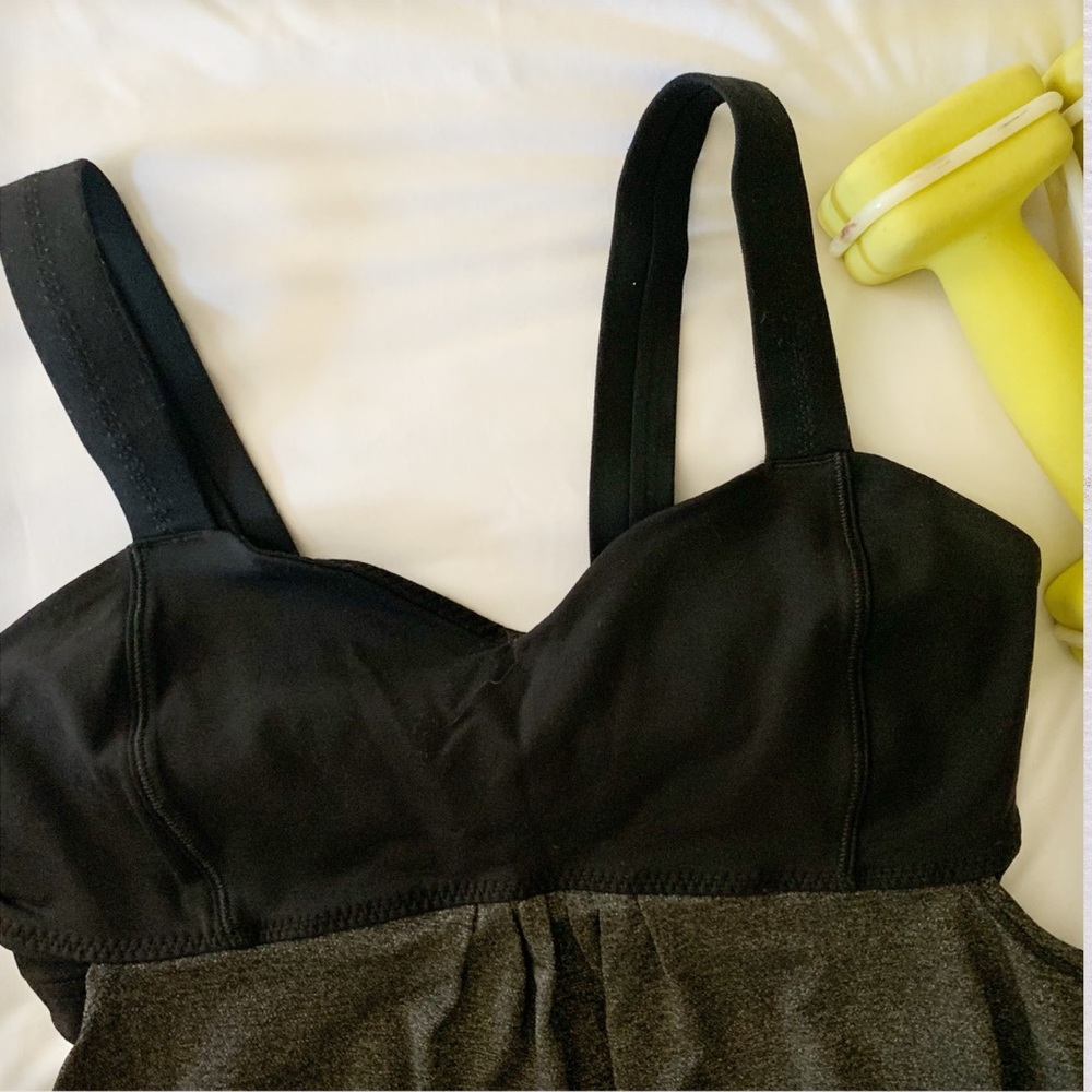 Lululemon tank top